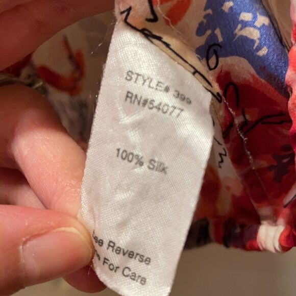 CAbi 399 Gypsy Silk Floral Dolman Sleeve Top - Picture 5 of 8